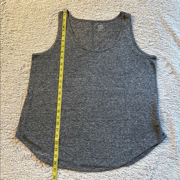 ๐ 2-Piece Womenโs T-Shirt Bundle โ Size Large - Picture 3 of 10